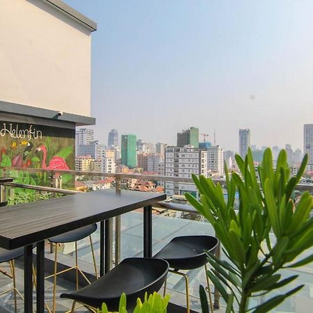 Helen Fin Inn&Apartment Phnom-Penh Buitenkant foto